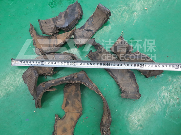 廢舊輪胎破碎裂解生產(chǎn)線，附舊輪胎破碎裂解工藝流程