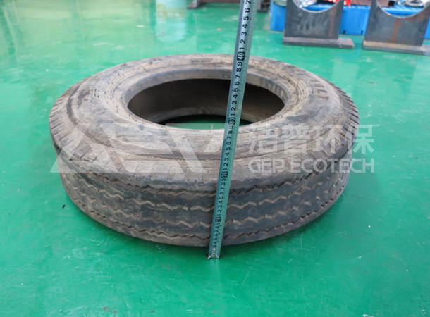 輪胎橡膠破碎機(jī)